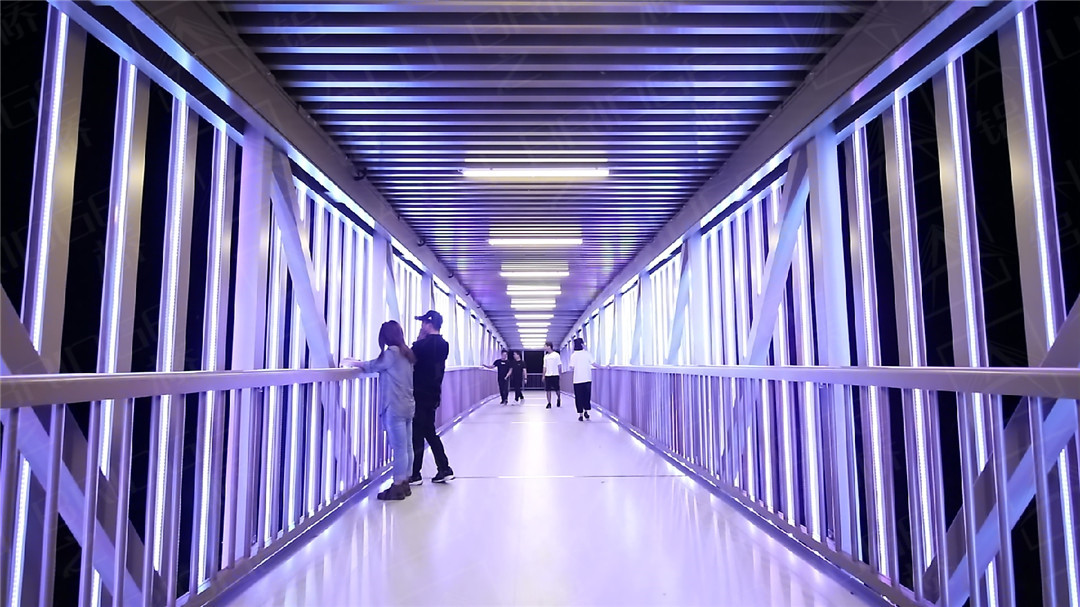 肇慶亞鋁工業(yè)城鋁合金人行天橋 (2)_副本.jpg